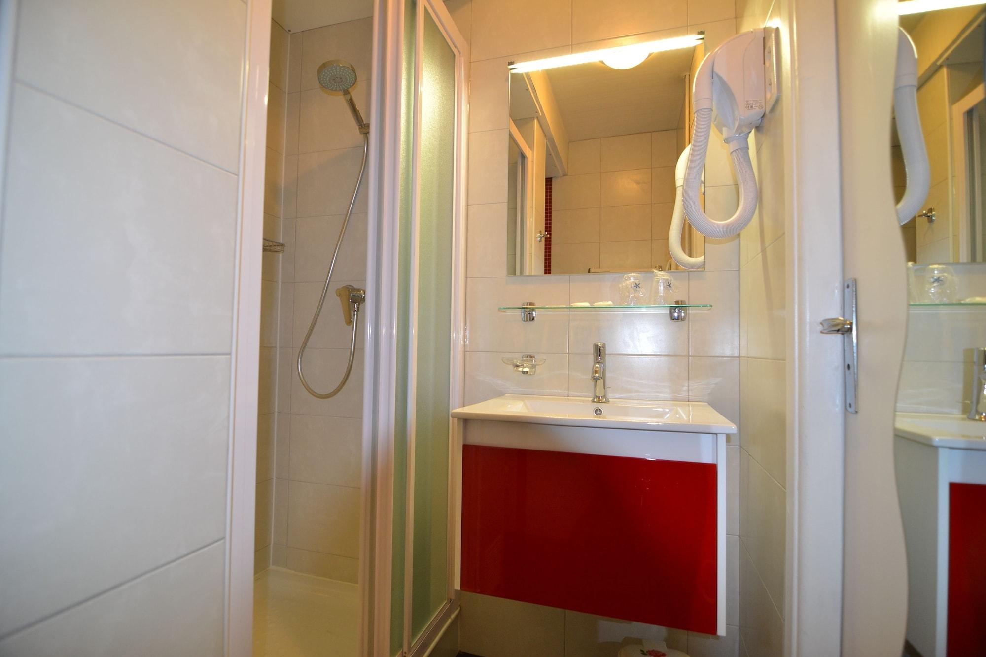 Brit Hotel Cahors - Le France Luaran gambar