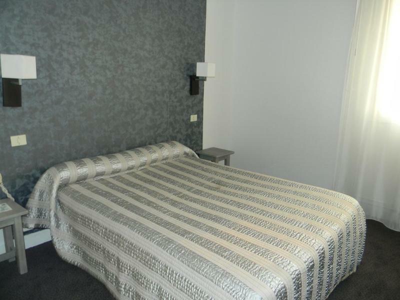 Brit Hotel Cahors - Le France Luaran gambar